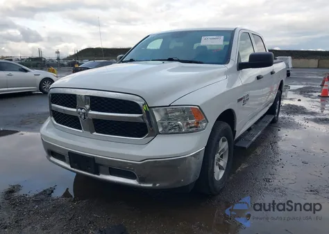2019 Ram 1500 Classic Tradesman 4X4 6'4 Box z USA, uszkodzony, nr VIN 1C6RR7SM6KS667353